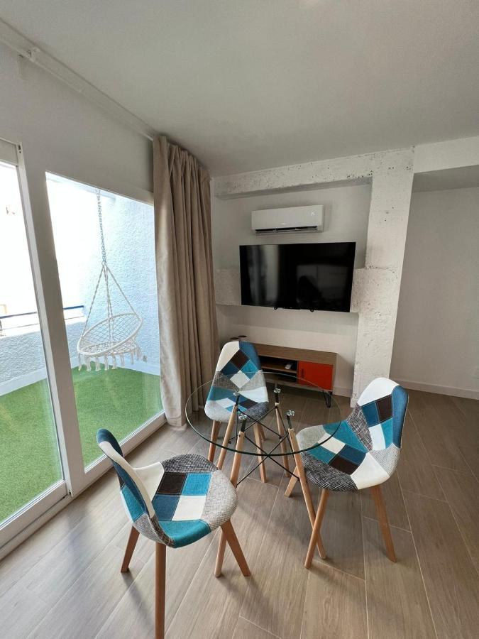 Apartamentos Buganvilla Roquetas De Mar Bagian luar foto