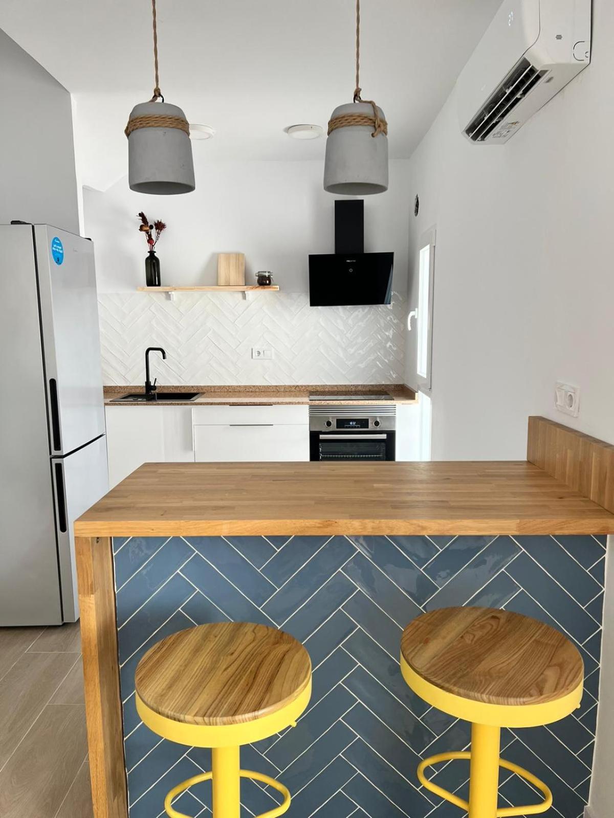 Apartamentos Buganvilla Roquetas De Mar Ruang foto